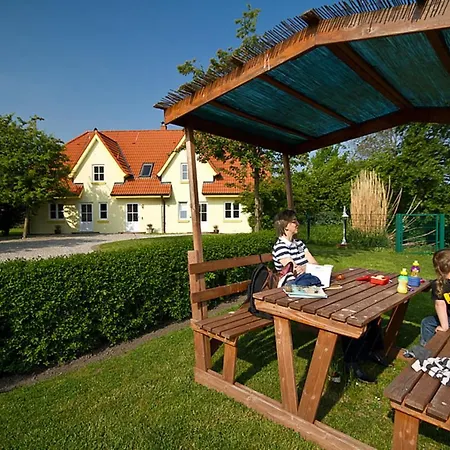 Frederik Brueckenblick 9242ii -